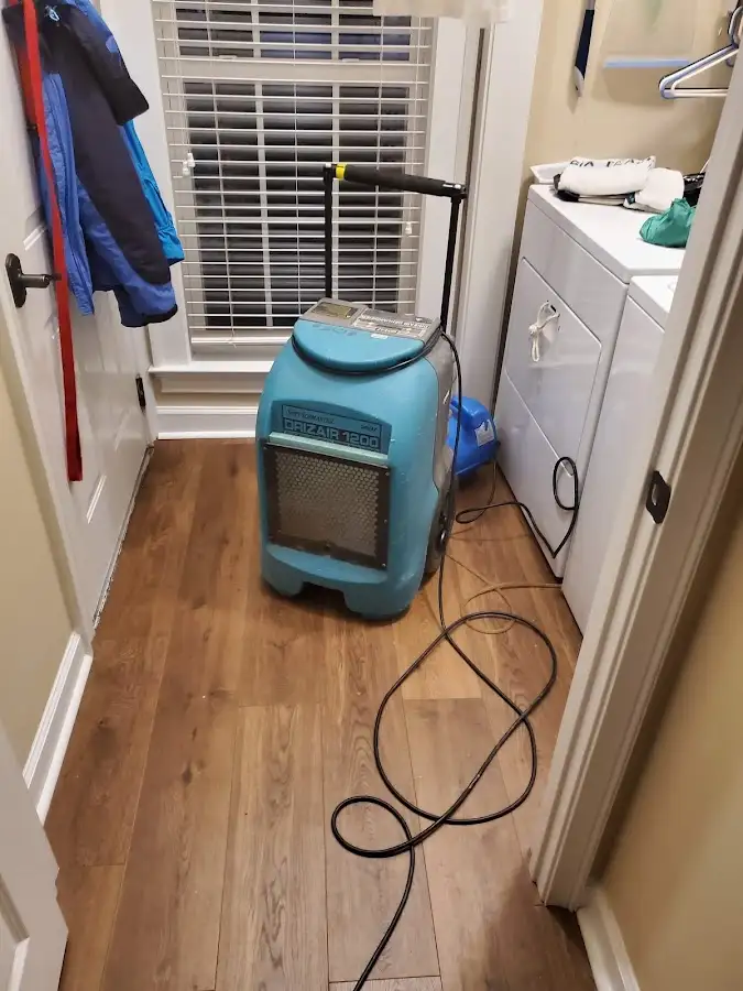 Commercial dehumidifier deployed for Crawl Space Restoration in Nelson